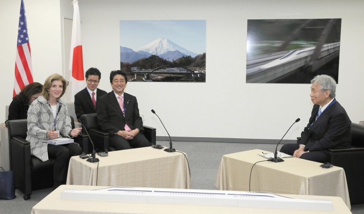 2014年4月12日、ケネディ駐日米大使、JR東海 葛西名誉会長と